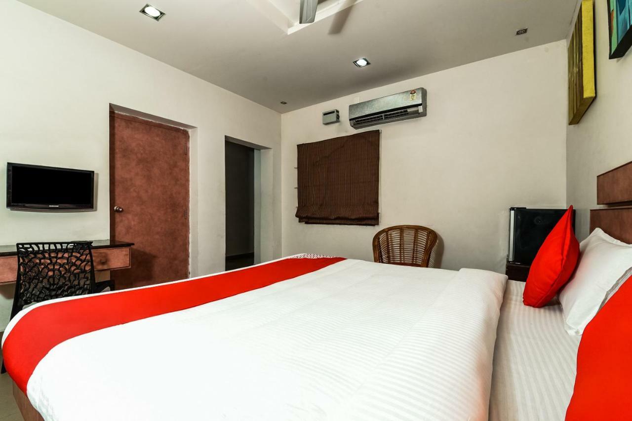 Oyo 28856 Manjeera Inn Visakhapatnam Exterior photo